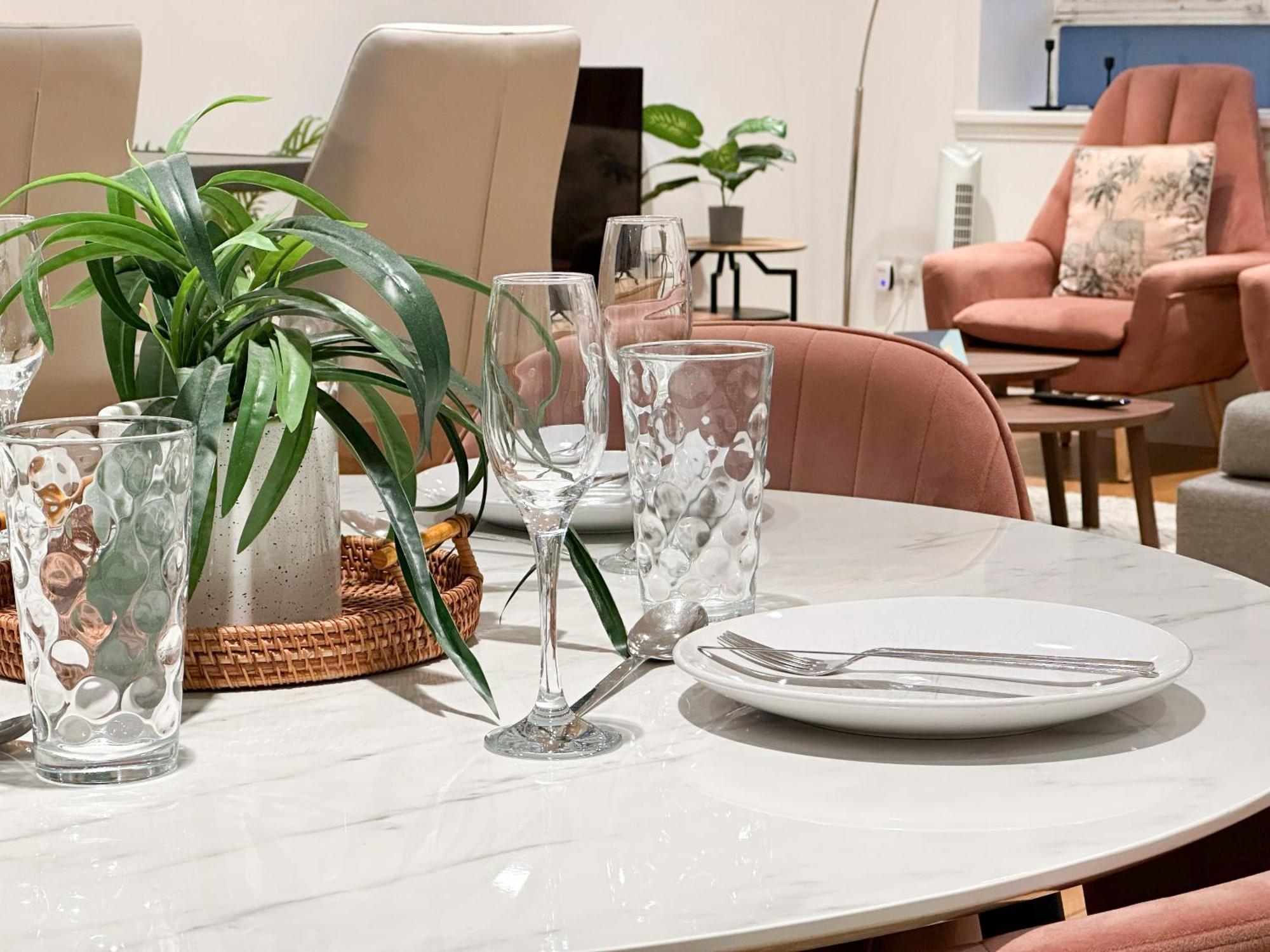 Chic 3 Bedroom Flat With Private Terrace In Holloway Near Finsbury Park Londres Extérieur photo