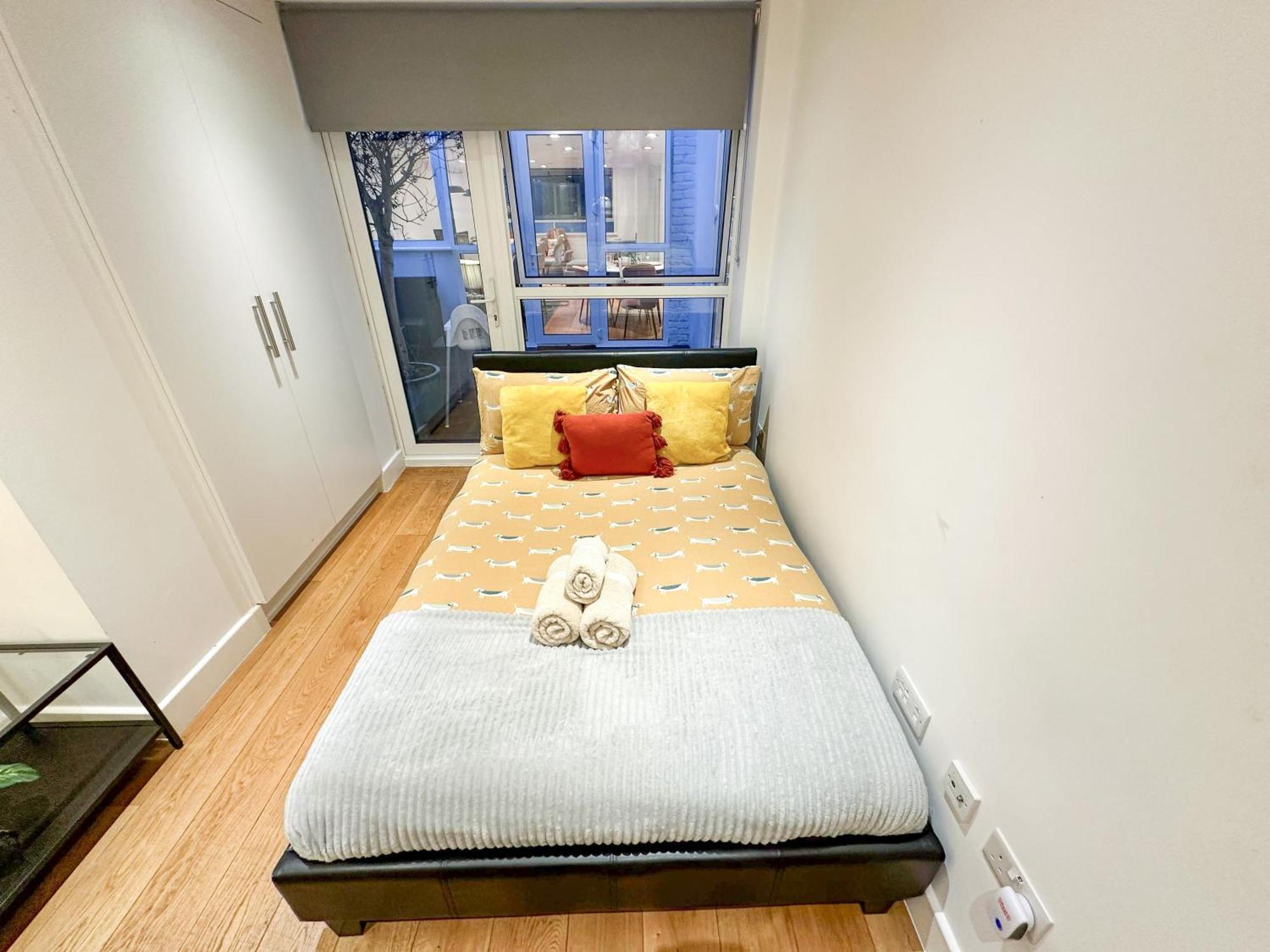 Chic 3 Bedroom Flat With Private Terrace In Holloway Near Finsbury Park Londres Extérieur photo